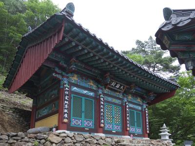 불일암 대웅전 썸네일 이미지